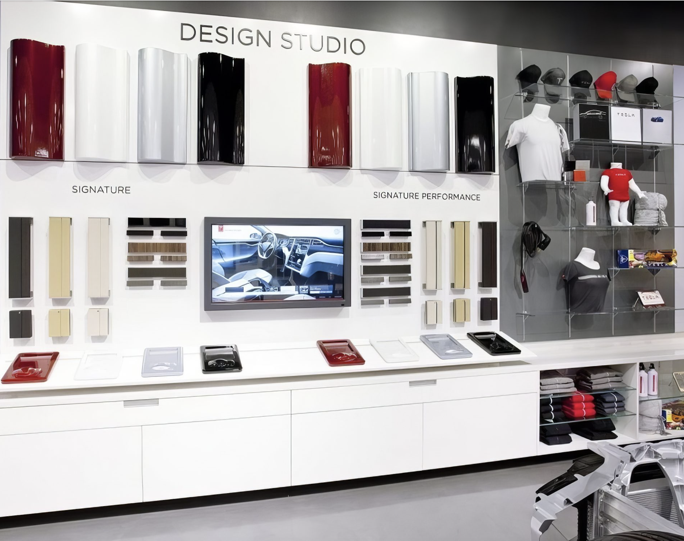 Automotive_Dealership_Store_Environments
